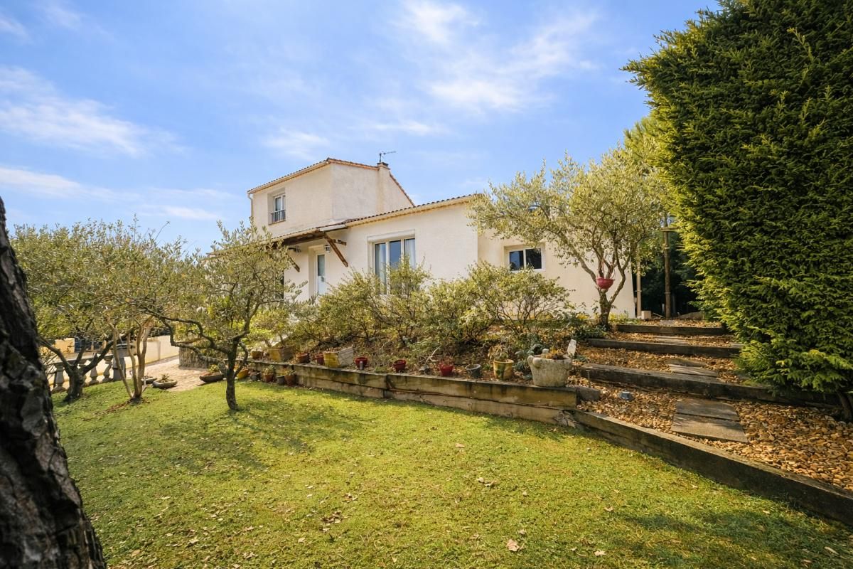 SAINT-MARTIN-DE-VALGALGUES Maison familiale avec piscine, proche commodités 1