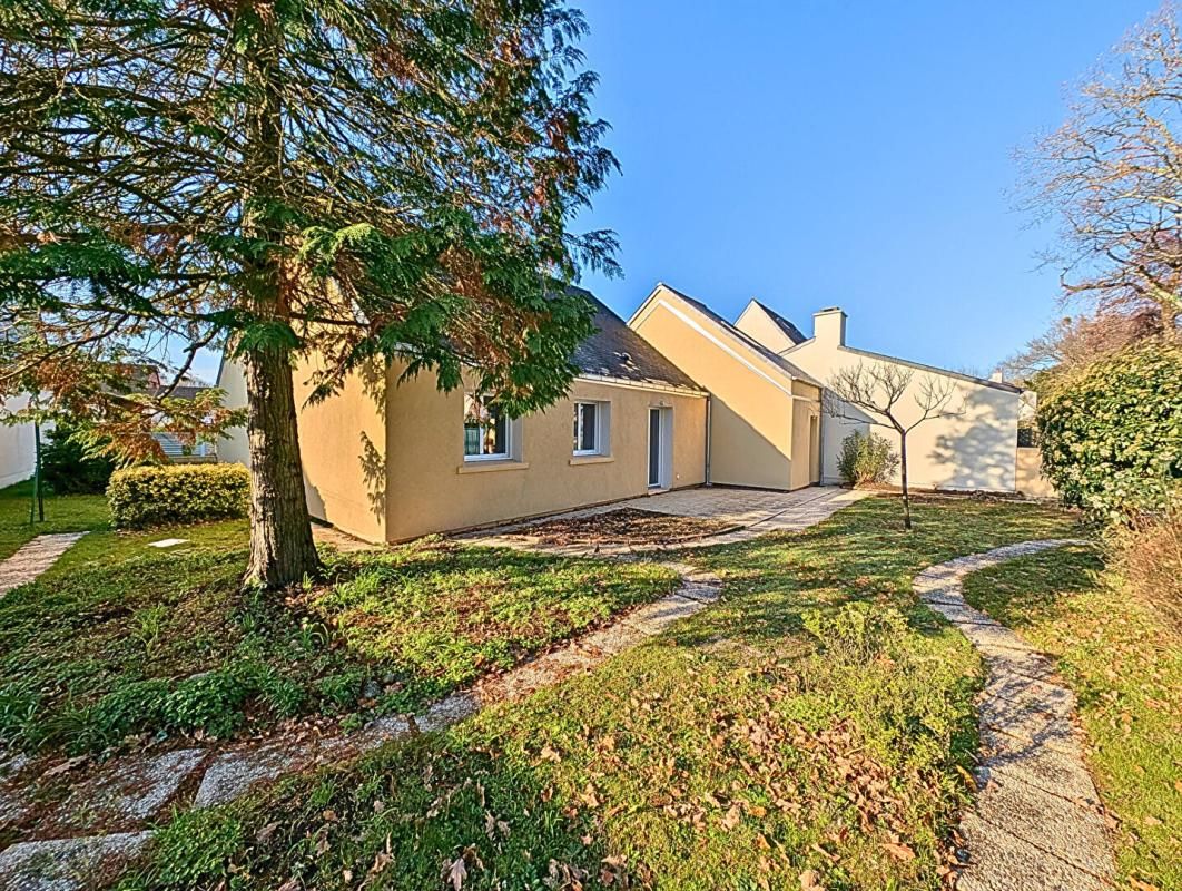 Maison familiale rénovée 133m2 Centre ville Sainte Luce Sur Loire