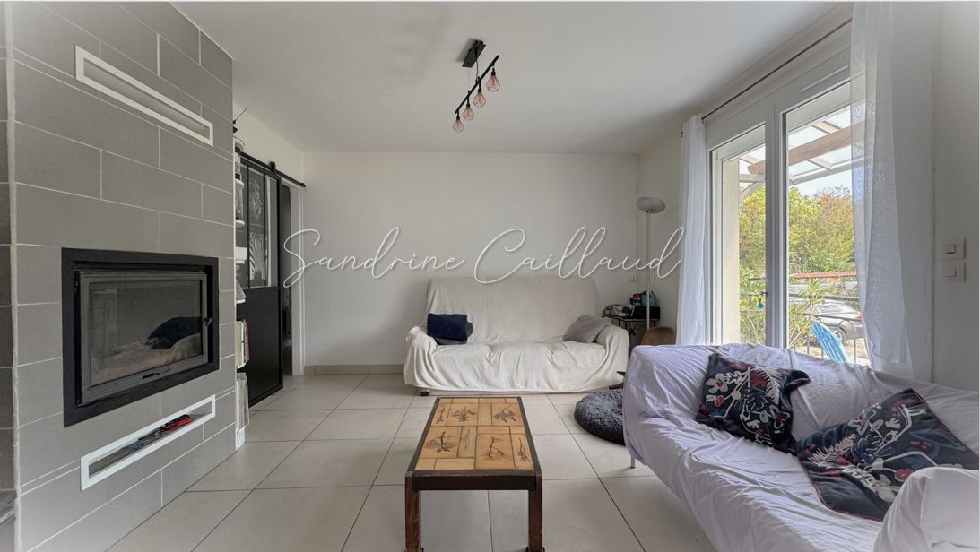 GAMBAIS GAMBAIS 78950 - Maison familiale proche écoles et commerces - 4 chambres - bureau - sous-sol - parking - carport - terrain 1000 m² - 418000 Euros HAI 3