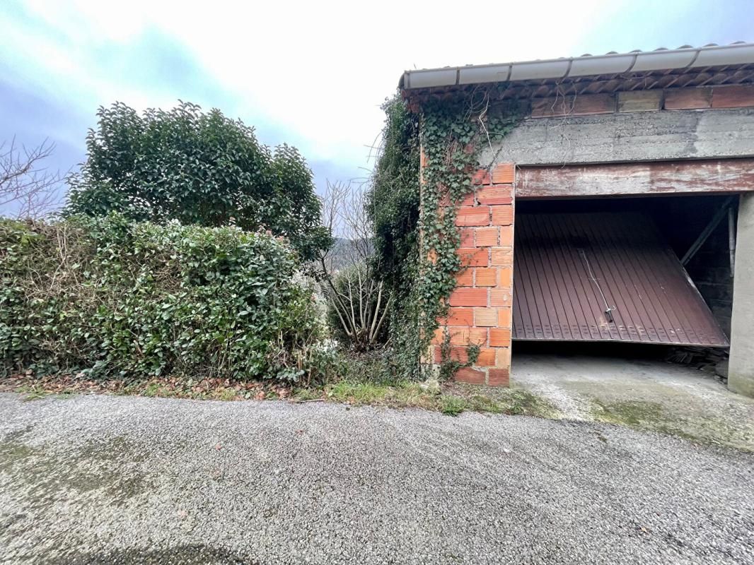 LA GRAND-COMBE A découvrir : terrain constructible de 467m2 avec vue panoramique - proche Alès 2