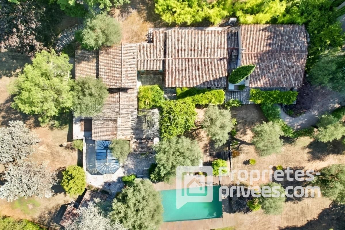 OPIO Bergerie de caractère rénovée  250m² 3