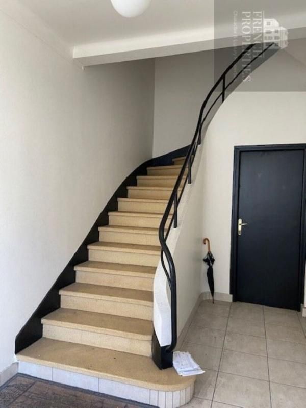 PERPIGNAN Immeuble de rapport  -  Habitations et Commerce --  Perpignan Secteur Les Remparts - 375 m² Loi Carrez -  A rénover 3