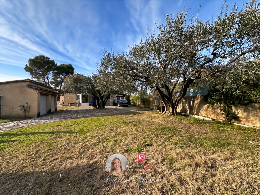 TRANS-EN-PROVENCE Maison Trans-en-Provence ? Vue dégagée, calme, 4 chambres, garages 3