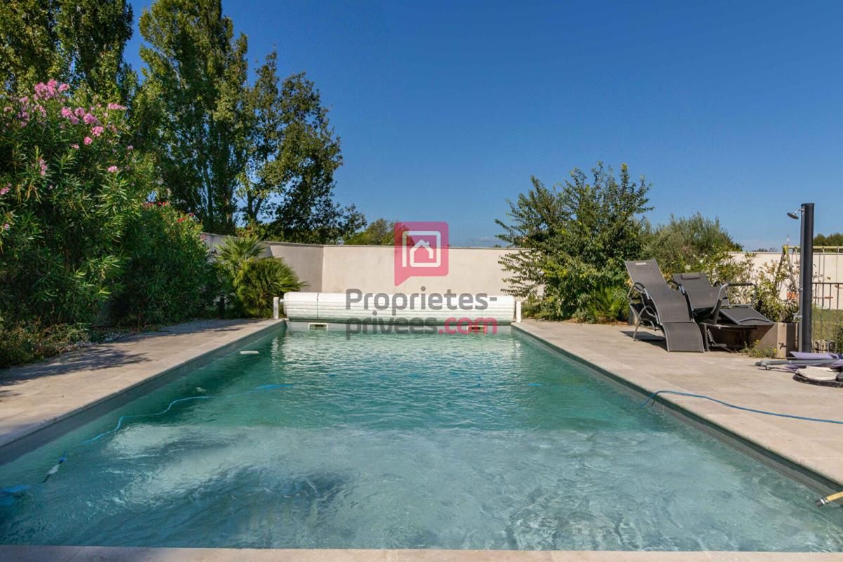 LE PONTET Le Pontet 84130: Villa avec piscine 4 chambres 240 m2, 1200m2 de terrain 3