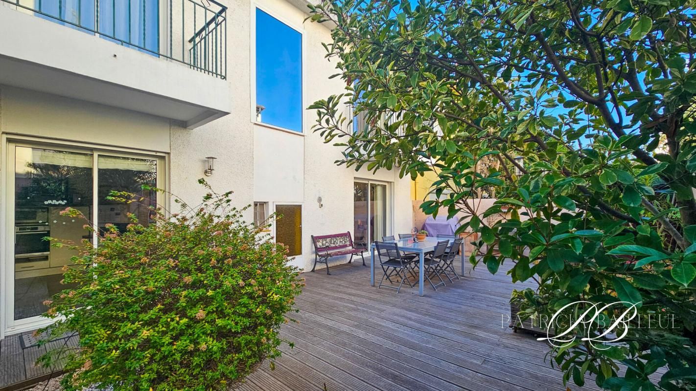 PERPIGNAN Maison  de ville avec jardin  et garage Perpignan 5 pièce(s) 3