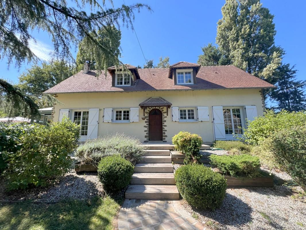 LE MANS Maison - SURFONDS - 9 pièce(s) - 215 m2 3