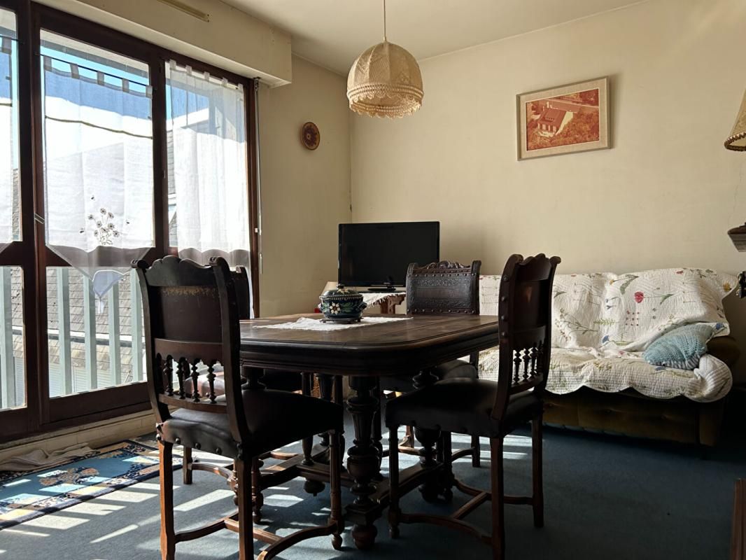 TROUVILLE-SUR-MER 14360 Trouville sur Mer appartement duplex dans résidence avec piscine 2