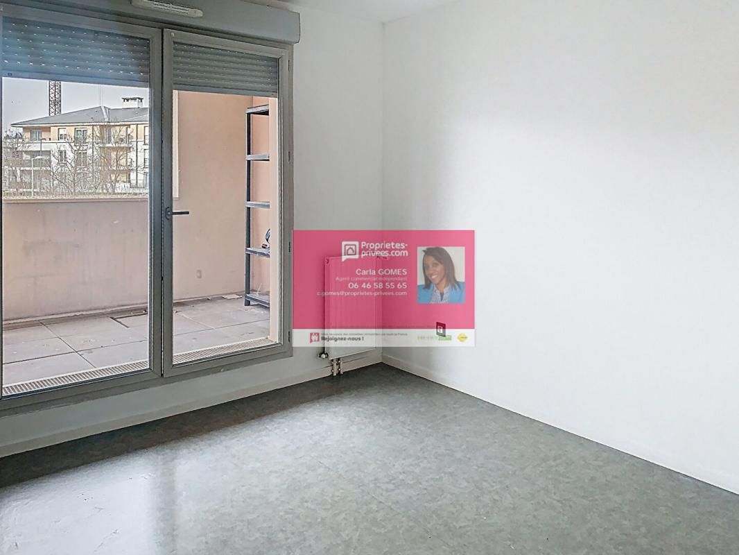 AULNAY-SOUS-BOIS À vendre  Appartement 3 pièces 55 m² + grande terrasse + parking + Résidence  récente à  Aulnay-sous-Bois 4