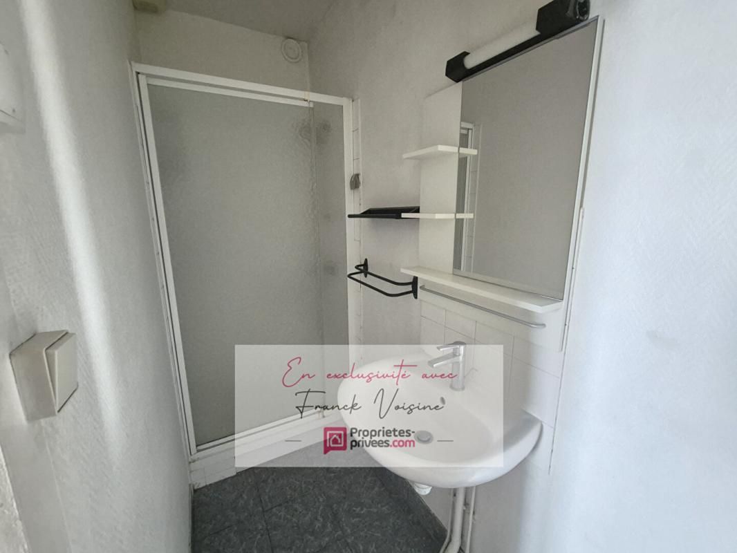 LES HERBIERS A VENDRE en Exclusivité aux Herbiers- Les Herbiers centre ville - Maison de ville de 60 m2 3