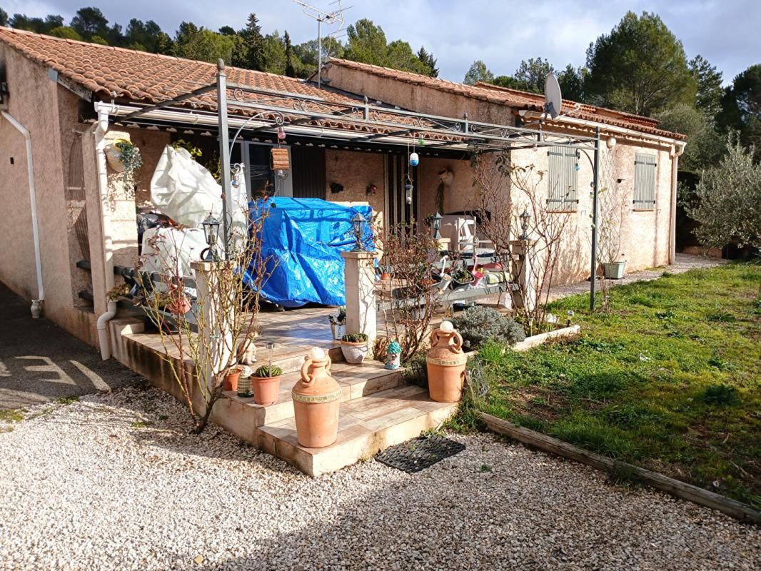 LE VAL Maison T4 de 90 m2 avec garage sur 340m² de terrain - LE VAL 1