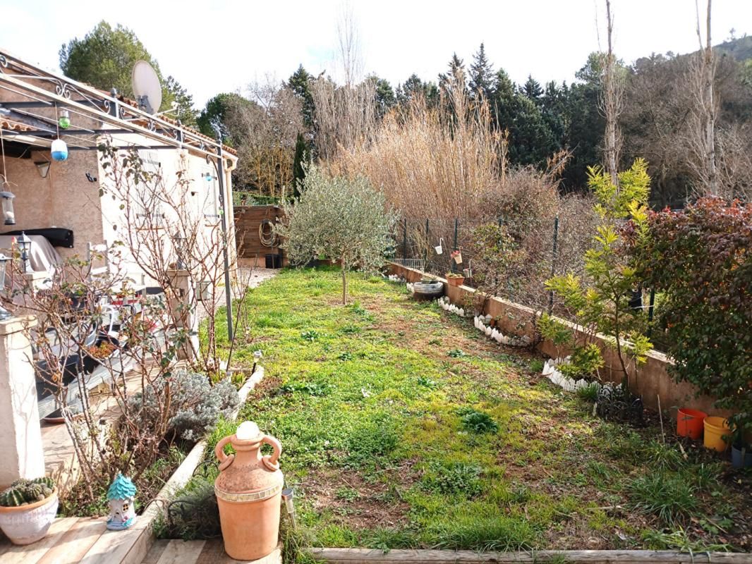 LE VAL Maison T4 de 90 m2 avec garage sur 340m² de terrain - LE VAL 2