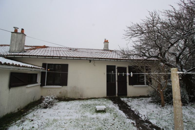 BEAUMONT Maison Beaumont Saint Cyr 4 pièce(s) 54.84 m2 1