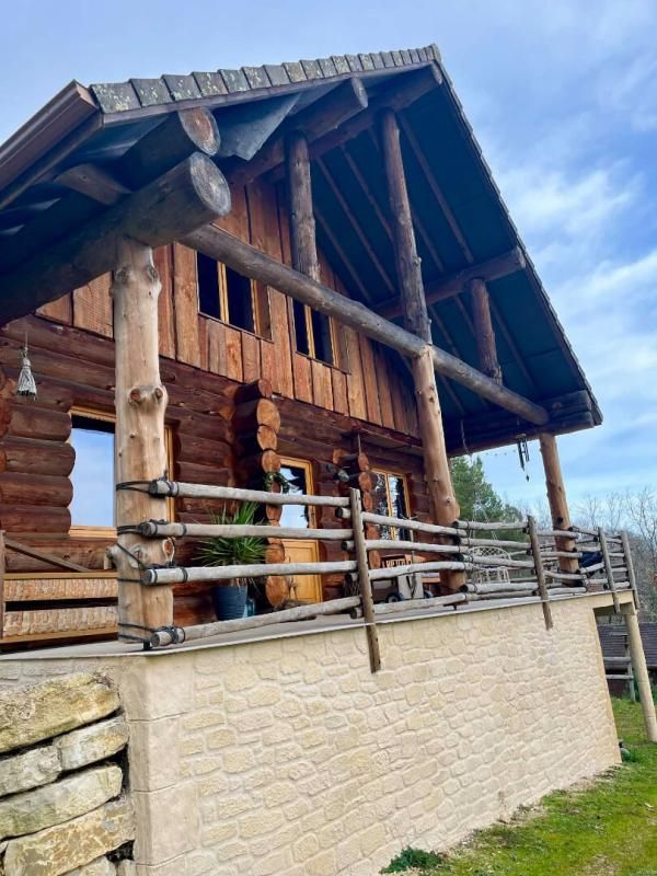 CHANTERAC Chalet authentique de 140 m2 sur sous-sol 1