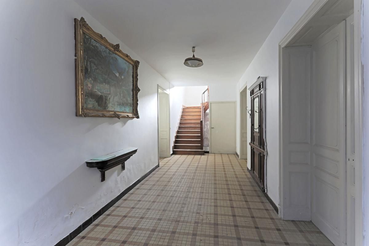 MAZAMET IMMEUBLE 600 m2  avec 6 appartements, un garage, un  jardinet et  3 dépendances  MAZAMET 2