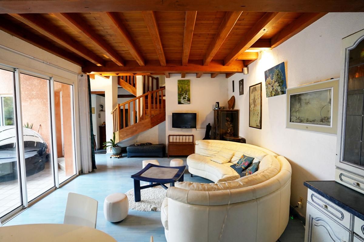 Appartement Lezignan Corbieres 6 pièce(s) 175 m2