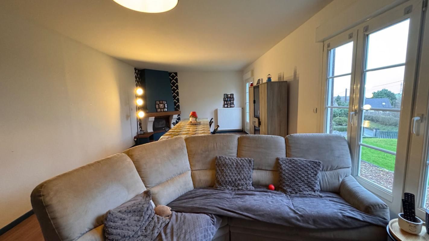 HUCHENNEVILLE Pavillon individuel proche Abbeville 6 pièce(s) 161 m2 habitables 3