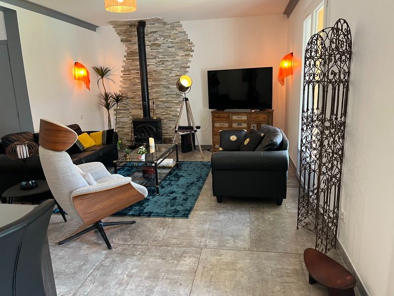 LE BUISSON-DE-CADOUIN Maison Le Buisson De Cadouin 7 pièce(s) 176 m2 4