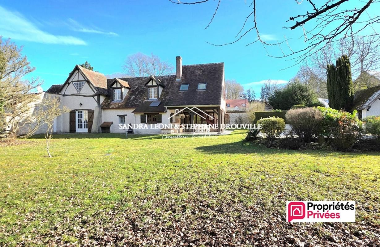 AUNEAU AUNEAU - ABLIS - MAGNIFIQUE LONGERE de 195 m² - 7 PIECES - AVEC PISCINE 2