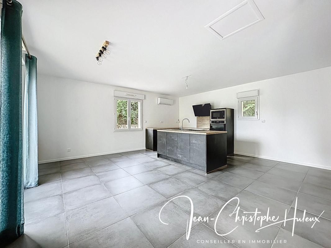 MARGUERITTES 30320 MARGUERITTES -Villa  6 pièce(s) 115 m2  de plain pied sans vis a vis 4