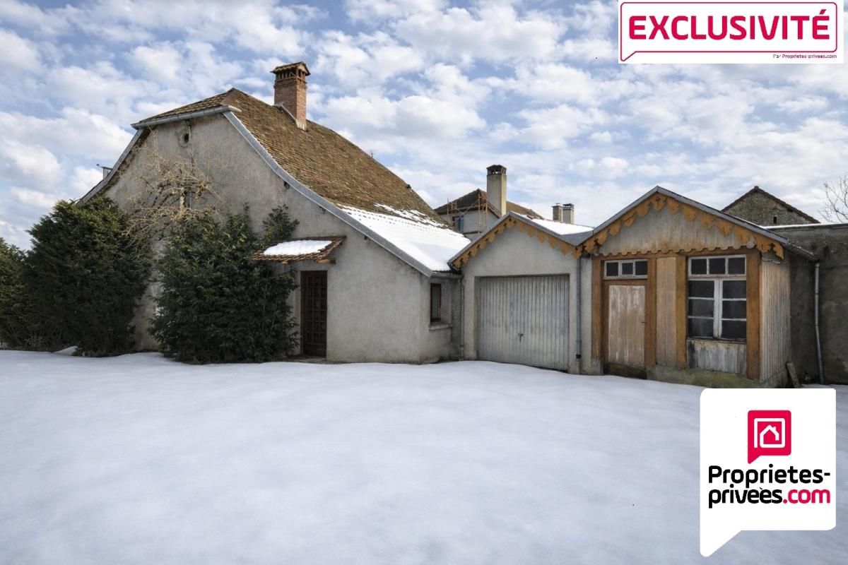 MONTECHEROUX Corps de ferme avec 2 maisons, une grange, prévoir travaux 1