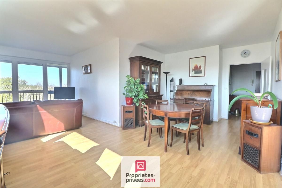 POISSY Appartement Poissy 4 pièce(s) 90 m2 1
