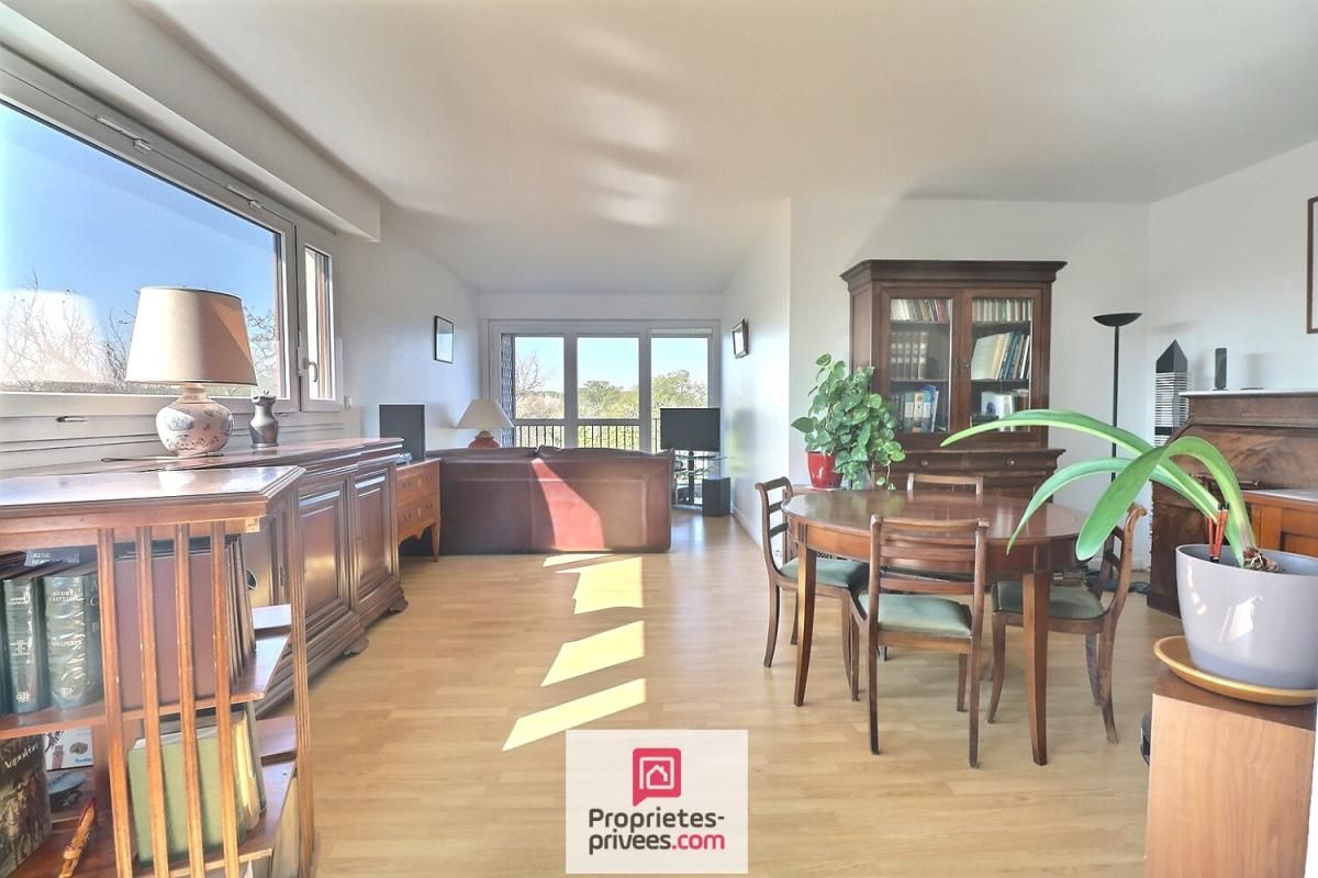 POISSY Appartement Poissy 4 pièce(s) 90 m2 2