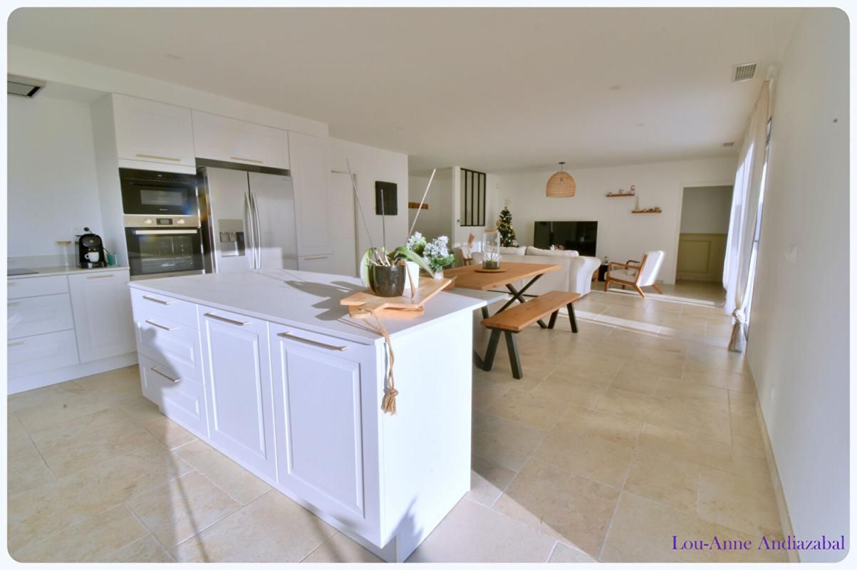 ABOS VILLA RECENTE - PLAIN-PIED  - 160 M² 4