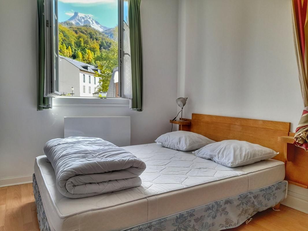 EAUX-BONNES Appartement rénové T2Bis, de 46m2 au 3ème étage 1