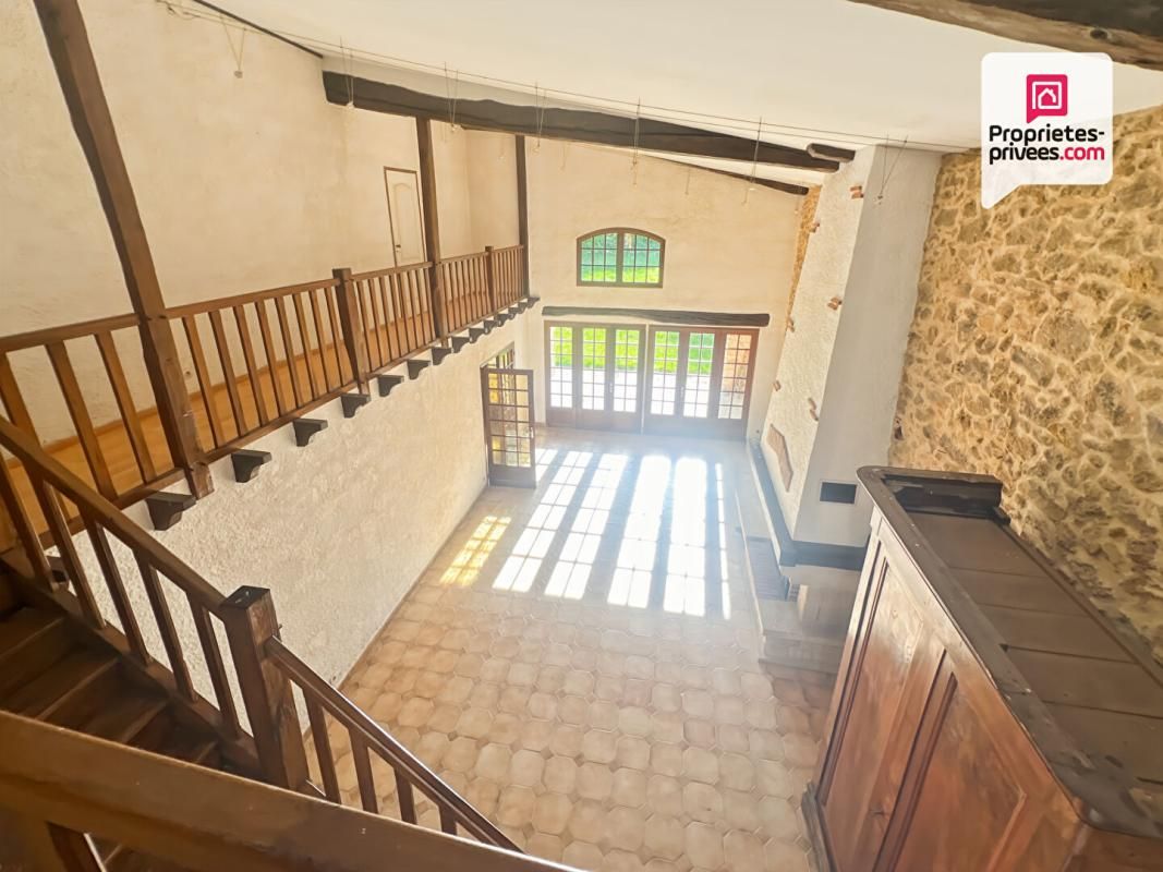 LANGON Bâtisse de caractère avec terrain constructible 4