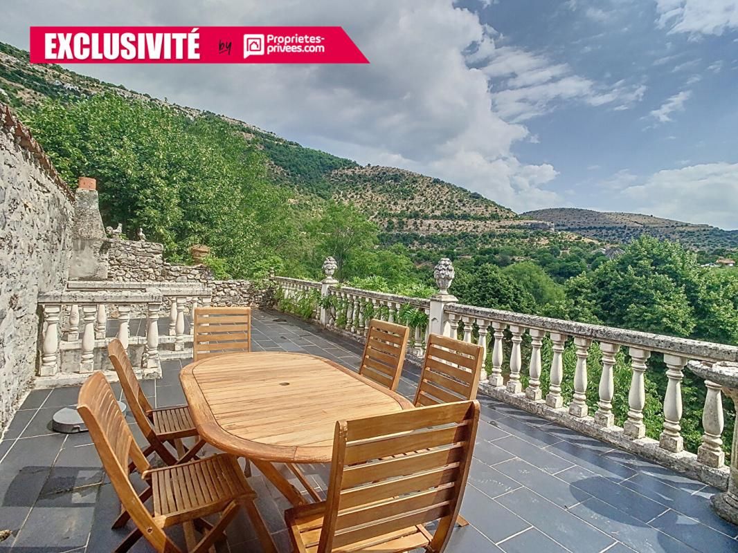 Maison Vissec 8 pièce(s) 140 m2