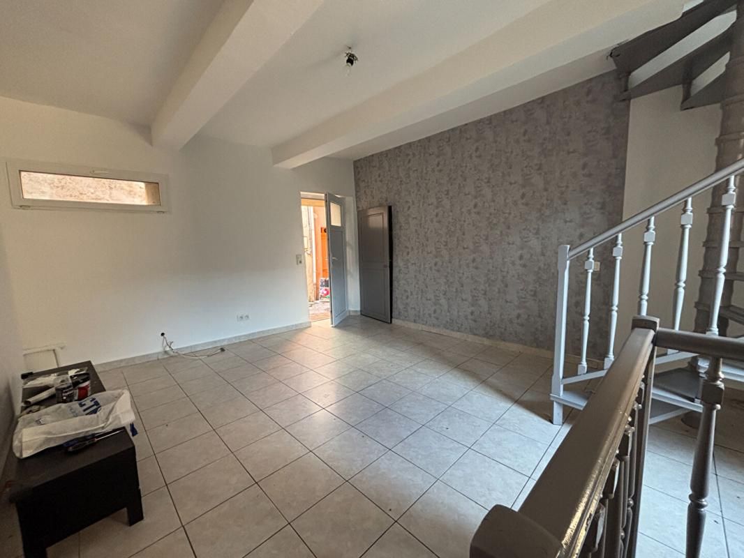 LES MAYONS Maison  de Village 4 pièce(s) 4