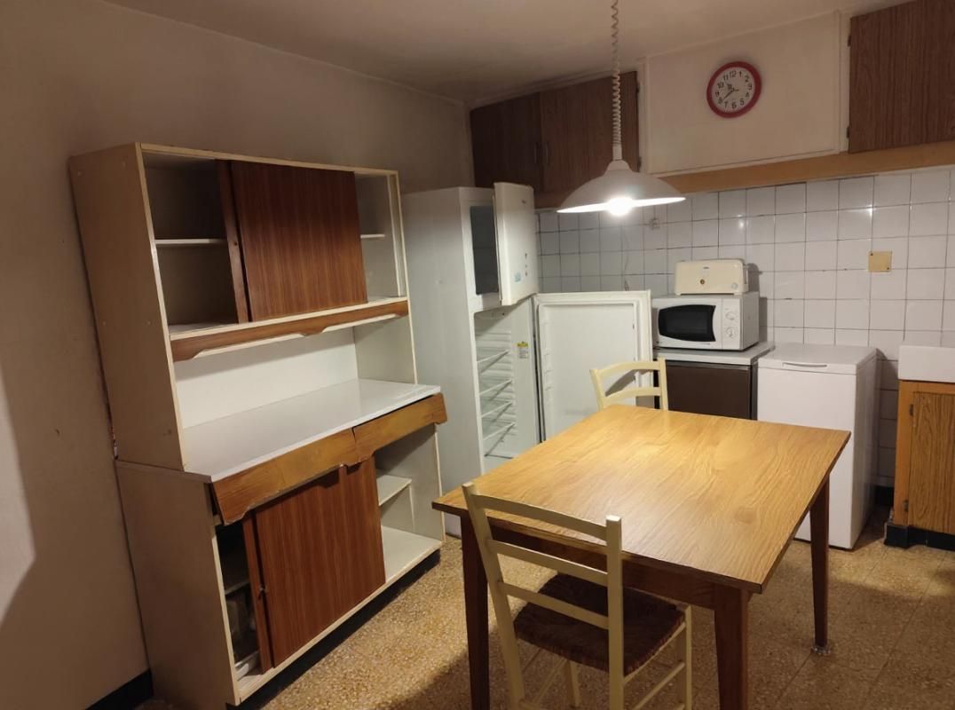 OUVEILLAN Maison Ouveillan 65 m2. 3 pièces, 2 chambres 3