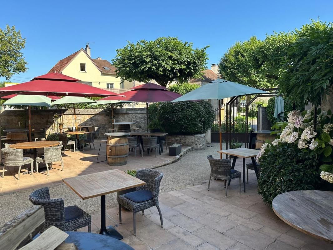 CAJARC Immeuble Cajarc 5 pièce(s) 310 m2 2