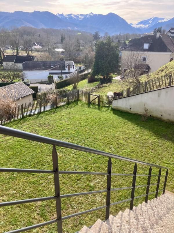 ASSON Maison contemporaine de 160m2 avec grand jardin arboré et vue Pyrénées 3