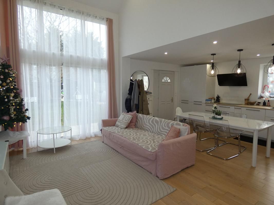 LA COUTURE-BOUSSEY Maison coup de coeur 115 m2 1