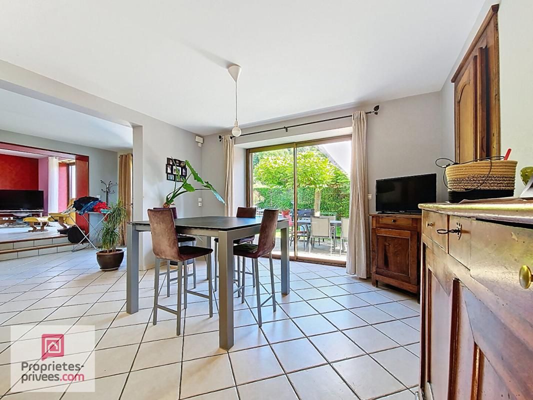 CHAMPAGNEUX Maison Champagneux 5 pièce(s) 156 m2 2