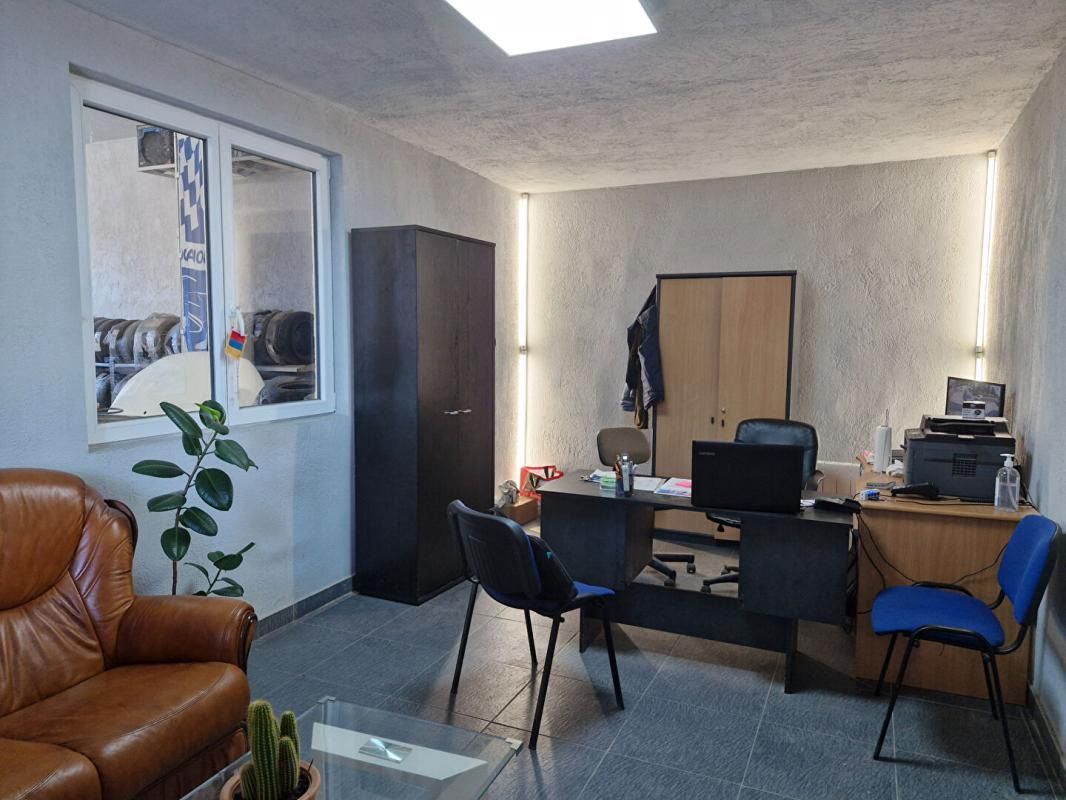 ROANNE ROANNE - MURS DE GARAGE AUTOMOBILE 3