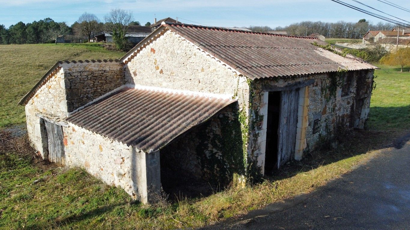 SAUZET Grange en pierre à rénover 2