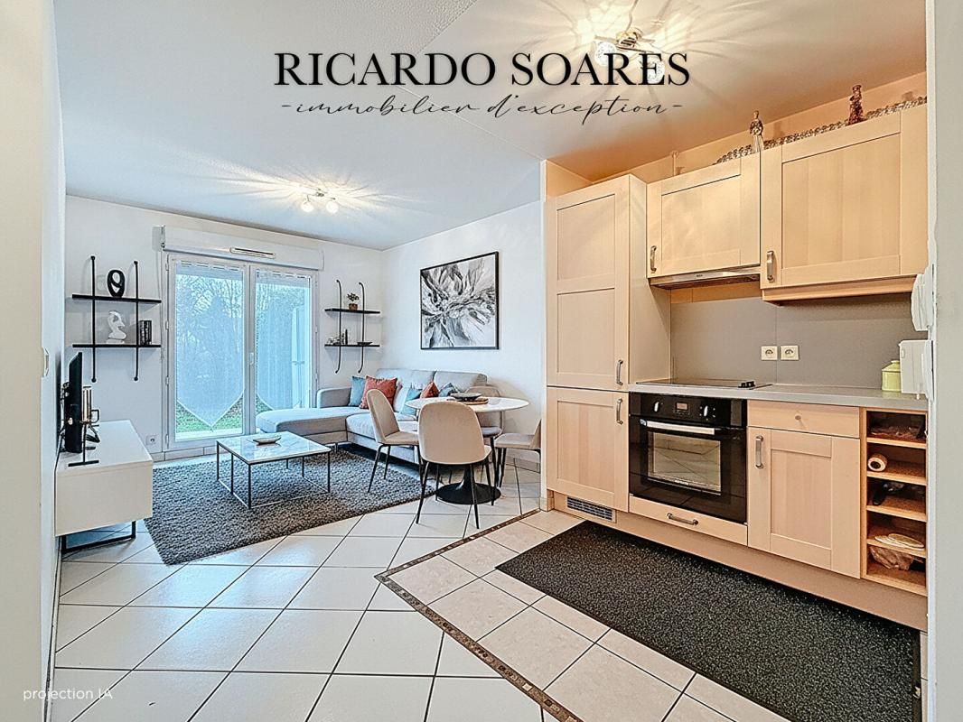 PONT-SAINTE-MAXENCE 60700 - APPARTEMENT T3 de 50m2 en rez-de-jardin / 1 CHAMBRE / 1 CHAMBRE D'ENFANT / TERRASSE AVEC JARDIN / PARKING PMR