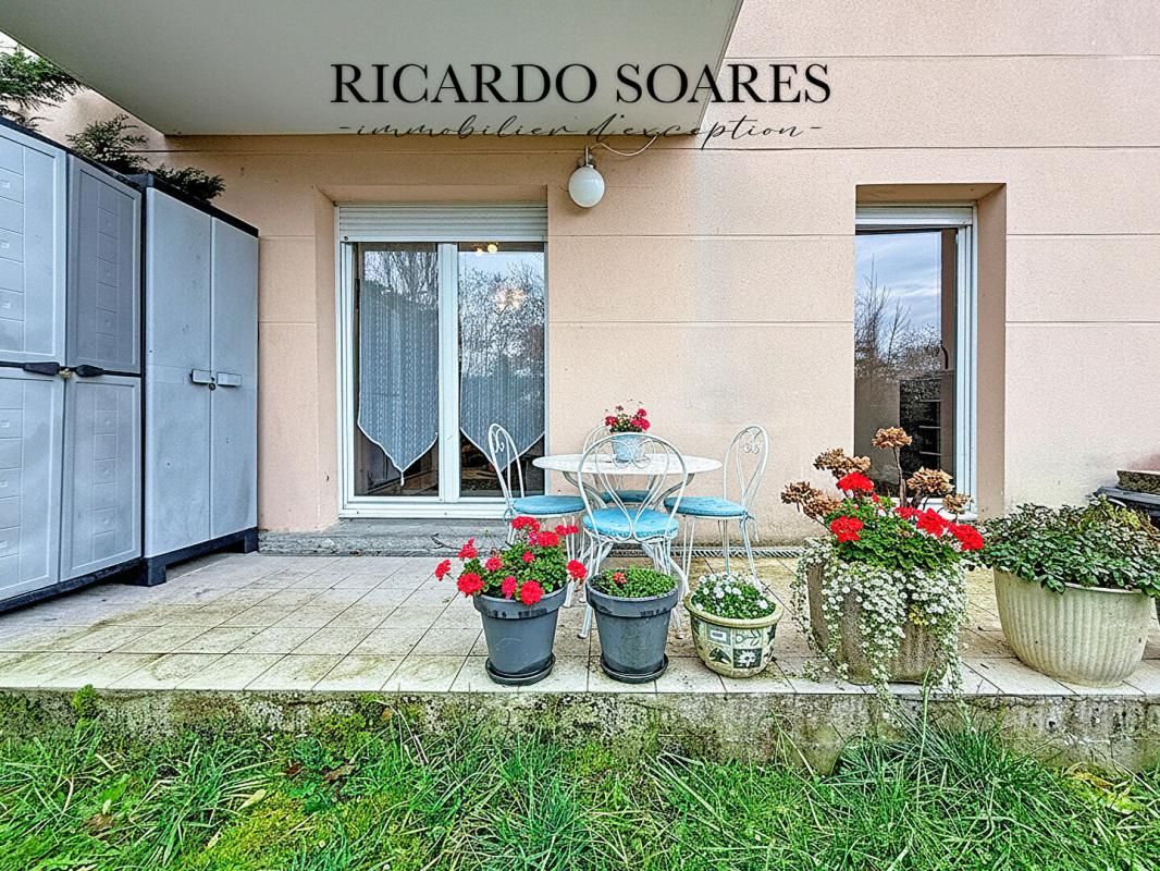 PONT-SAINTE-MAXENCE PONT-SAINTE-MAXENCE 60700 - APPARTEMENT T3 de 50m2 en rez-de-jardin / 1 CHAMBRE / 1 CHAMBRE D'ENFANT / TERRASSE AVEC JARDIN / PARKING PMR 3