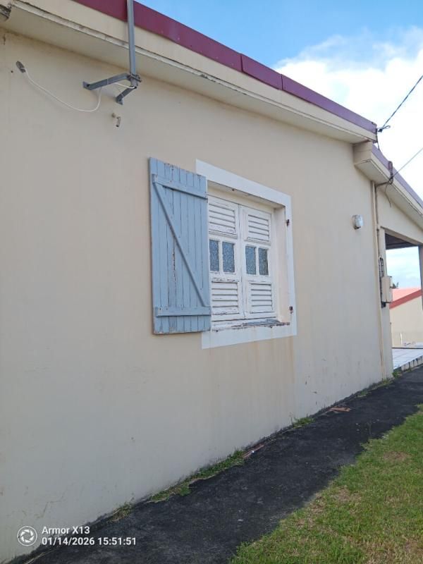 BASSE-POINTE Maison 4 pièce(s) 206 m2 a basse-pointe 4