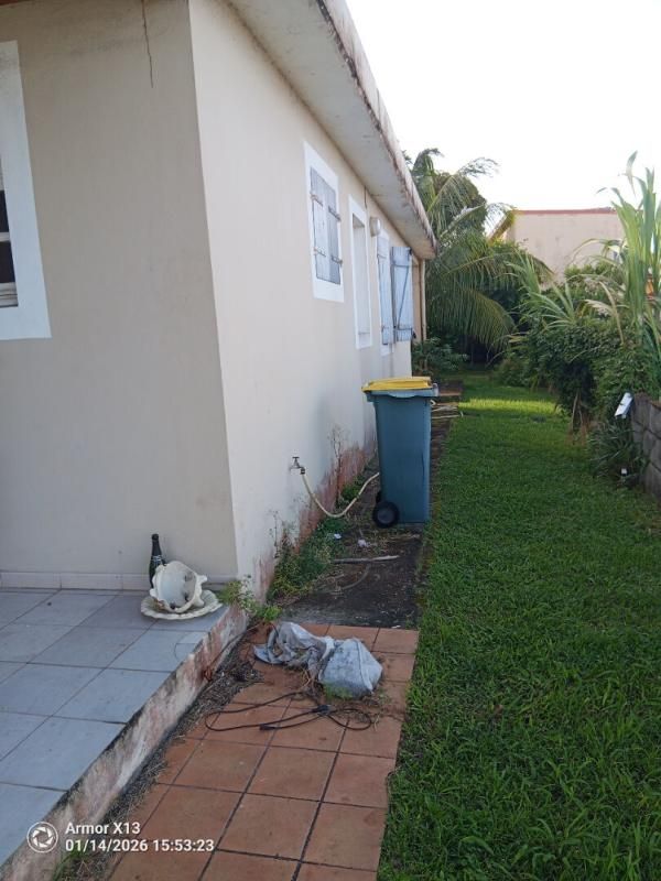 BASSE-POINTE Maison  4 pièce(s) 206 m2  a basse-pointe 3