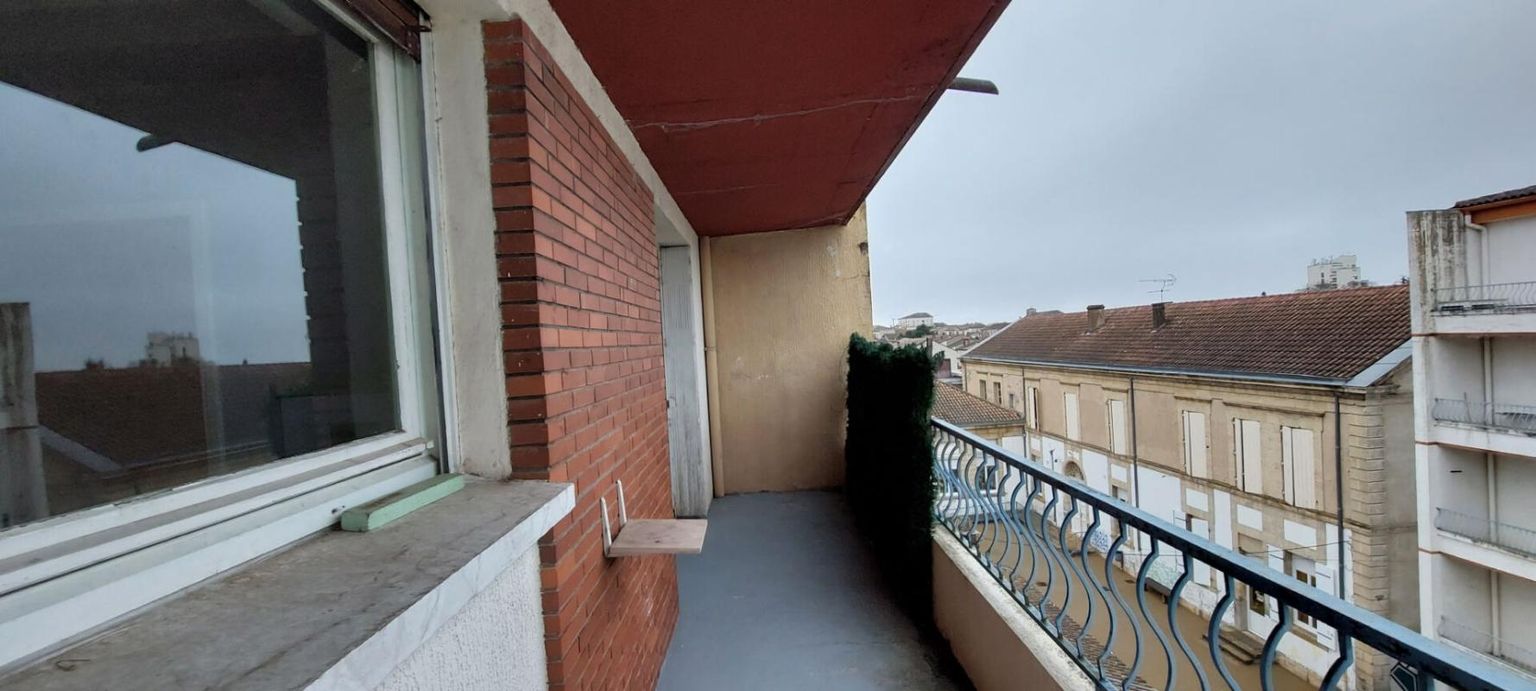 TONNEINS Appartement 2 pièces 48 m2  avec balcon, cave et parking à Tonneins 1