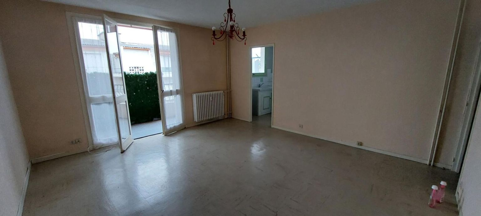 TONNEINS Appartement 2 pièces 48 m2  avec balcon, cave et parking à Tonneins 2