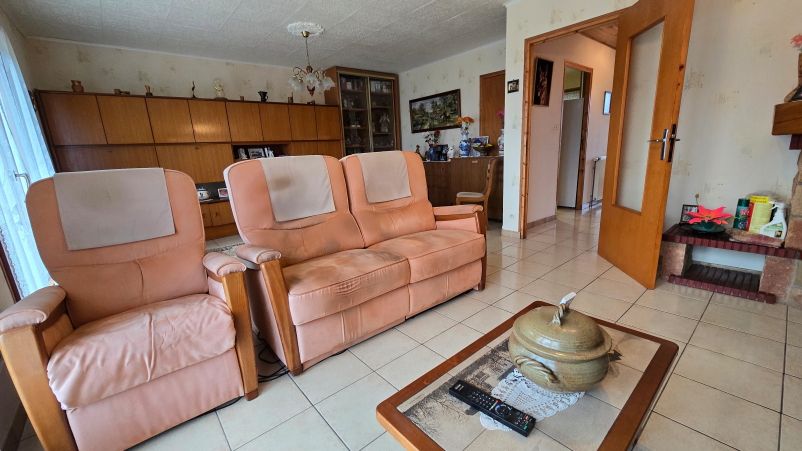 LUCENAY-LES-AIX Maison Lucenay Les Aix 5 pièce(s) 92 m2 4