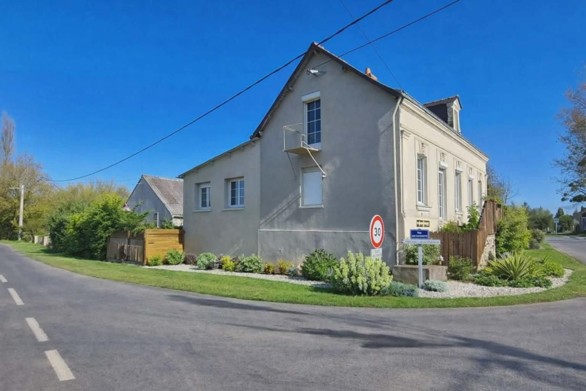 GENNES Maison Gennes Val De Loire 8 pièce(s) 140 m2 1