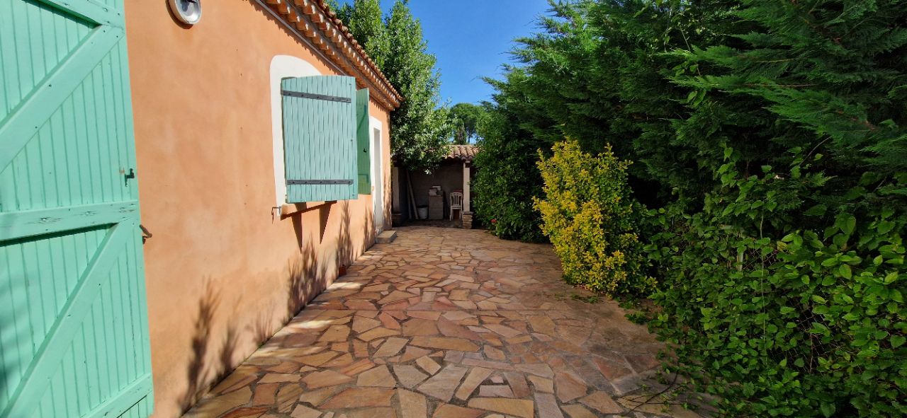 CLERMONT-L'HERAULT Trés belle villa a Clermont l hérault  au calme 3