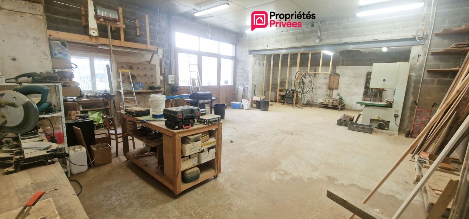 NOYERS-SUR-CHER Local commercial/artisanal de 208 m² + Maison 138 m² - 6 pièces - 4 ch - terrasse 3