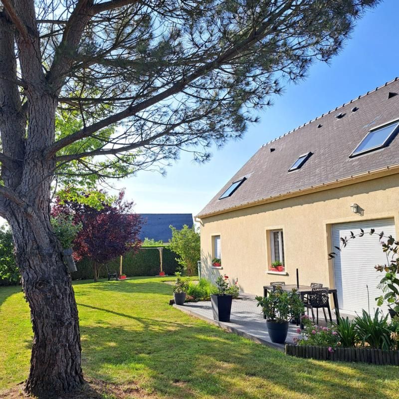 Maison Bobital 5 pièce(s) 113 m2