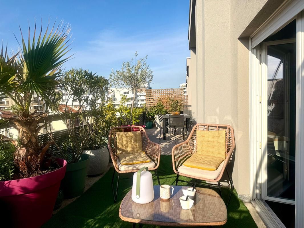 GENNEVILLIERS Appartement 2 pièces - dernier étage - terrasse de rêve de 51 m2! - Gennevilliers 2